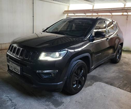 JEEP COMPASS 2.0 16V FLEX NIGHT EAGLE AUTOMÁTICO JEEP COMPASS 2.0 16V FLEX NIGHT EAGLE AUTOMÁTICO